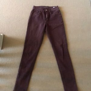 Maroon High Waisted Skinny Levi’s